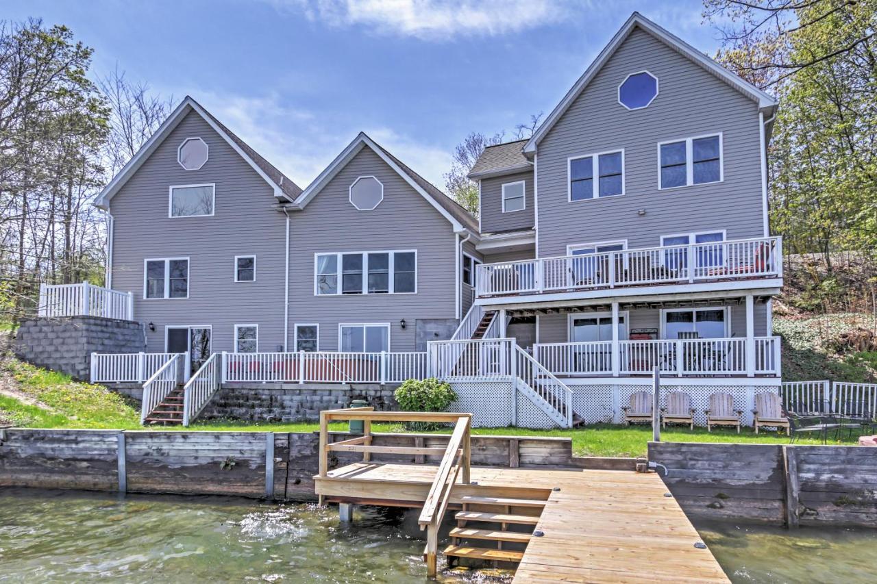 Waterfront Seneca Lake House Fire Pit And Boat Dock Женева Екстер'єр фото